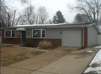 880 Paddock Dr, Florissant, MO 63033 