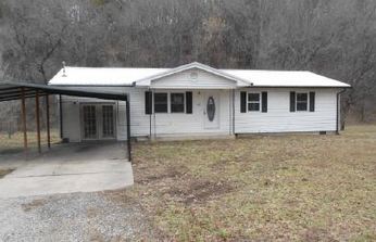 615 Frisco St, Steelville, MO 65565 