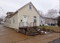 704 Lagro Ave, Saint Louis, MO 63125 