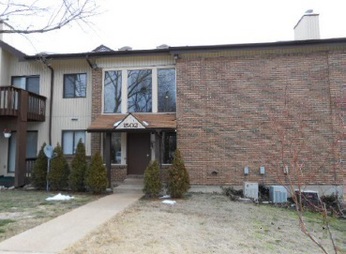 1502 Summer Run #207, Florissant, MO 63033 