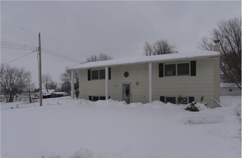 201 Lawn St, Huntsville, MO 65259 