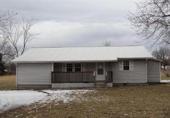 22081 Gresham Lane, Lebanon, MO 65536 