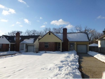 1201 E 76th St, Kansas City, MO 64131 