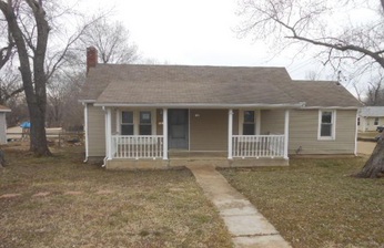 701 6th St, Park Hills, MO 63601 