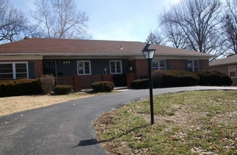 638 E Red Rd, Independence, MO 64055 