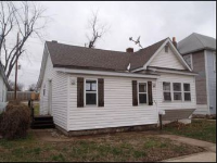 108 E Second St, Desoto, MO 63020 