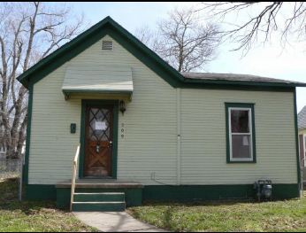 209 S Oronogo St, Webb City, MO 64870 