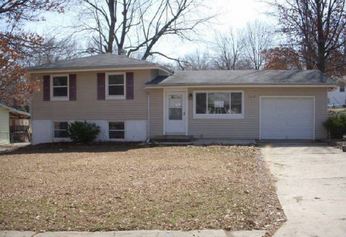 317 Georgia Lane, Liberty, MO 64068 