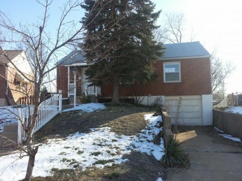 2100 Kevin Dr, Saint Louis, MO 63125 