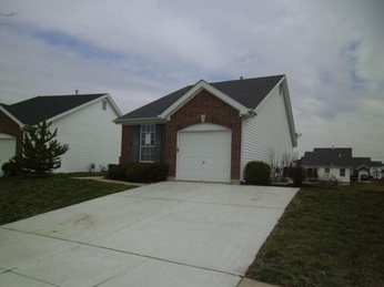 1324 Sportsmans Dr, O' Fallon, MO 63366 