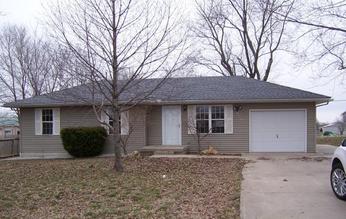 1001 Mcvey Road, Sedalia, MO 65301 