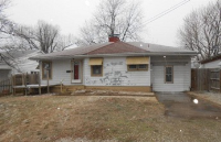 1723 N Kentwood Ave, Springfield, MO 65803 