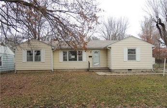 407 Truman Ave, Clinton, MO 64735 