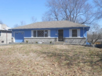 8719 Stark Ave, Raytown, MO 64138 