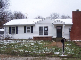 105 South County Li, Windsor, MO 65360 