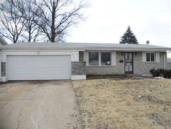 2556 Netherton Dr, Saint Louis, MO 63136 