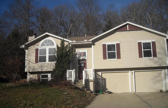 407 Nw Leanne Lane, Blue Springs, MO 64015 