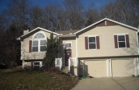 407 Nw Leanne Lane, Blue Springs, MO 64015 