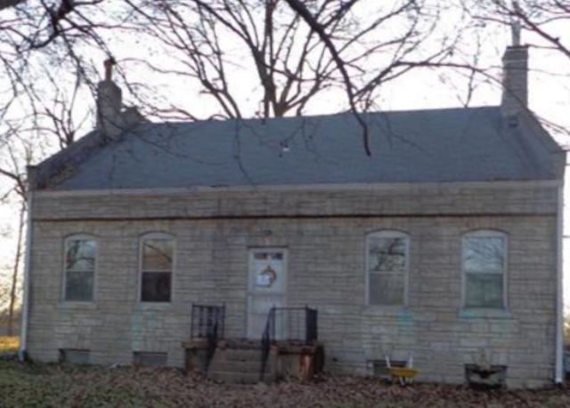 13085 Old Halls Ferry R, Florissant, MO 63033 