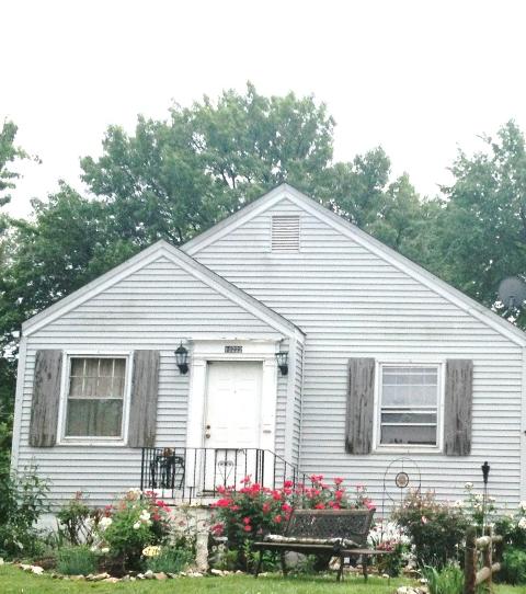 10222 Driver Avenue, Saint Louis, MO 63114 