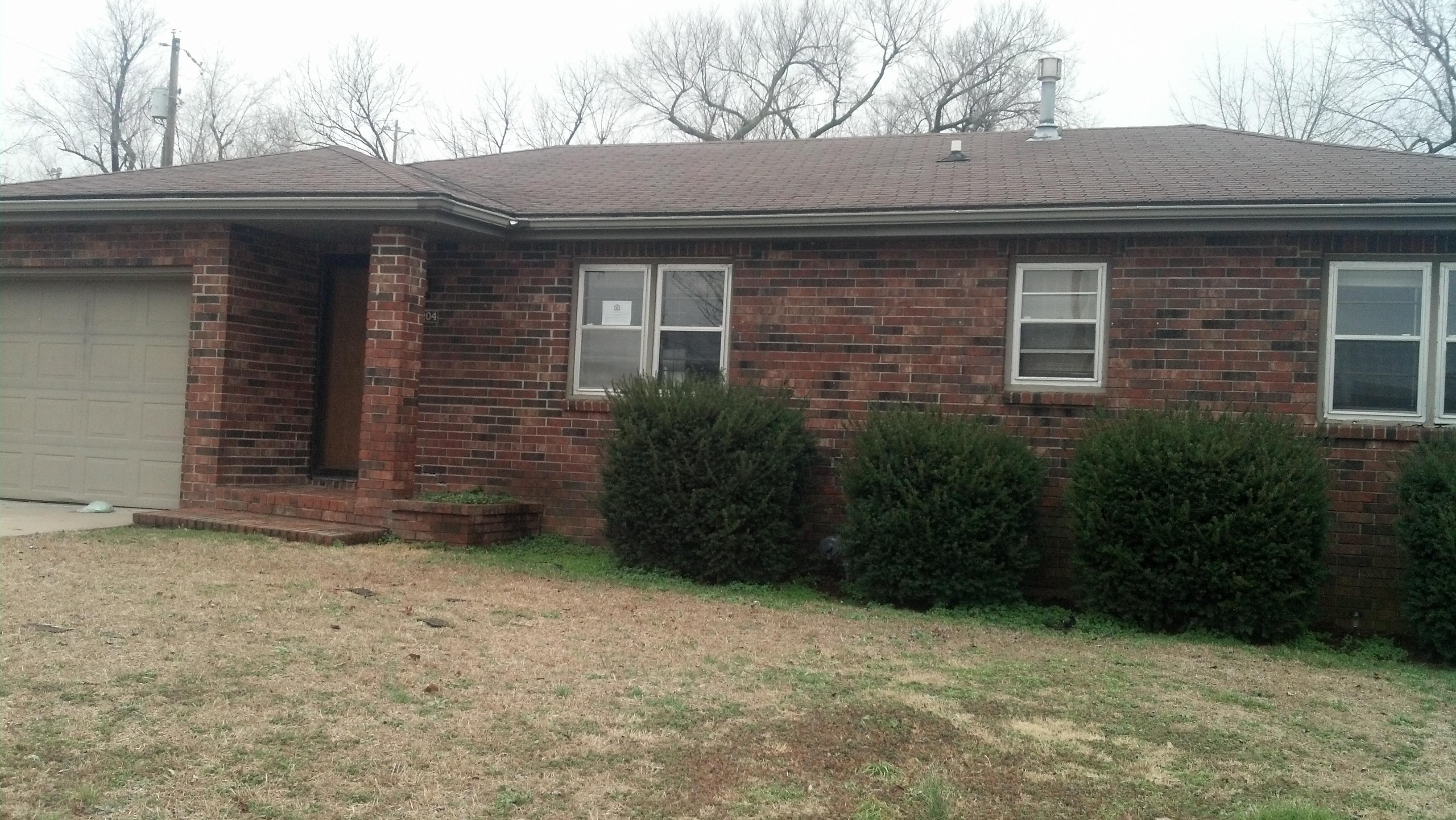 204 E Jean St, Walnut Grove, MO 65770 