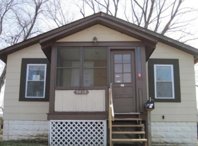 9418 Chester Ave, Saint Louis, MO 63114 