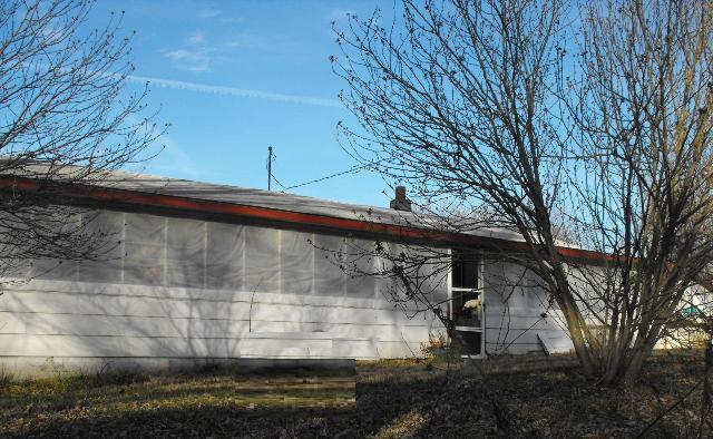 62 Hc Box 86, Pottersville, MO 65790 