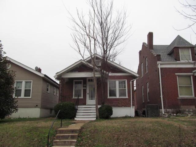 5834 W Park Ave, Saint Louis, MO 63110 