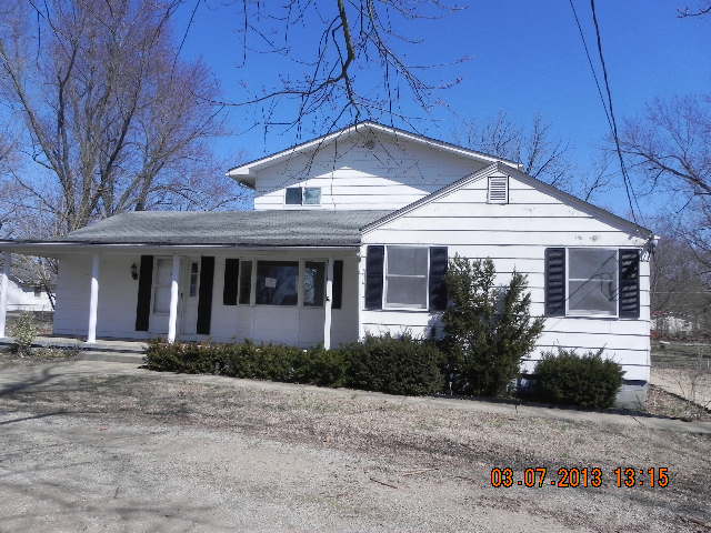 1201 E Karsch Blvd, Farmington, MO 63640 