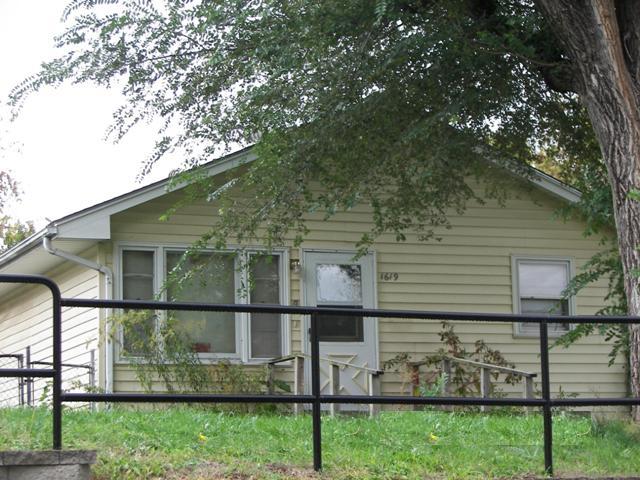 1619 S. Mccoy St., Independence, MO 64055 