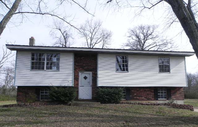 402 Felicia Street, Ironton, MO 63650 