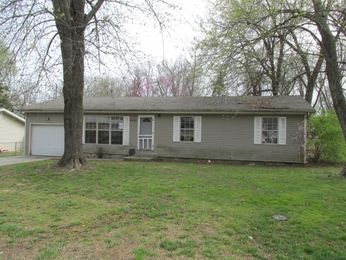 2638 Sequiota St E, Springfield, MO 65804 