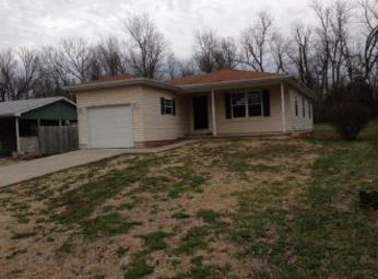 858 S Homewood Ave, Springfield, MO 65802 