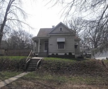 2932 Faraon St, Saint Joseph, MO 64501 