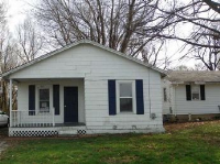 762 W Jackson St, Marshall, MO 65340 
