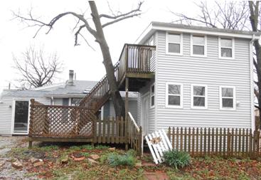 1721 Sunrise Dr, Oak Grove, MO 64075 