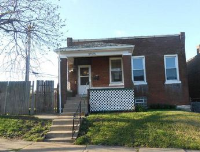 3926 Tholozan Ave, Saint Louis, MO 63116 