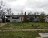 650 Starlet Dr, Florissant, MO 63031 