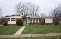 3395 Hermoso Dr, Florissant, MO 63033 