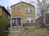 3225 Itaska St, Saint Louis, MO 63111 