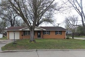2002 Brink Ave, Cape Girardeau, MO 63703 