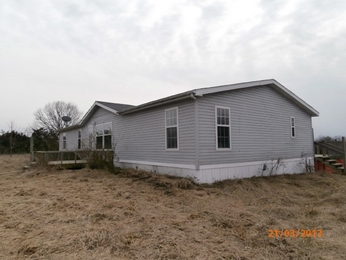2471 State Route Y, Clark, MO 65243 