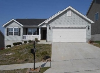 8055 Pinetop Dr, Saint Louis, MO 63129 