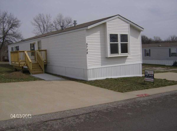 5729 N Madison, Kansas City, MO 64118 