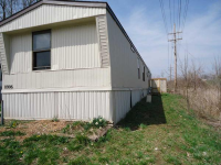 8906 NE 107th St, Kansas City, MO 64157 