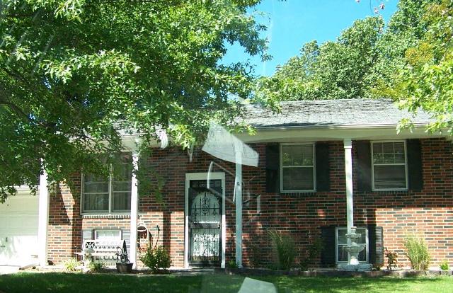 1217 Owen Drive, Liberty, MO 64068 