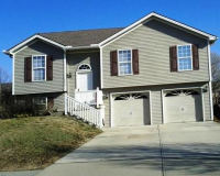 11029 North Mckinley Avenue, Kansas City, MO 64157 