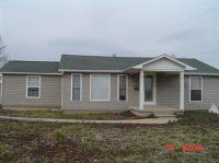 618 E Pratt St, De Soto, MO 63020 