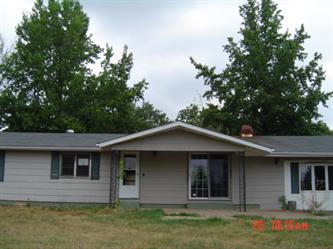4340 Easy Street, Desoto, MO 63020 