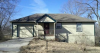 410 N Titus Ave, Excelsior Springs, MO 64024 